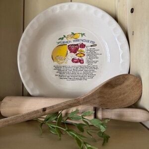 Vintage 1980’s Lemon Meringue Pie Plate 🍋